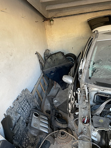 Mazda 6 korralikud kere jupid ja moni asi veel (3 foto / 5)