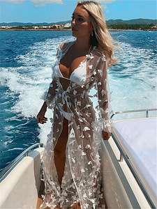 Белое бикини S/M (2 фото из 3)