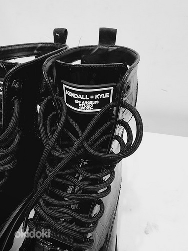 Черные лакированные ботинки Kendall + KYLE 37 (фото #1)