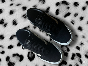 Vans Ward (1 фото из 3)