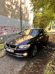 BMW E92 320d 135kw 2010 Facelift (1 foto / 8)