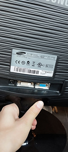 Samsung led 21.5 (3 foto / 7)