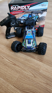 Raadio teel juhitav auto 1:16 (1 foto / 5)