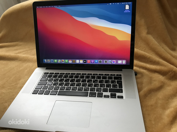 Apple macbook pro (foto #1)