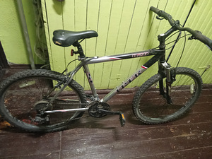 Велосипед TREK ST 820 (3 фото из 3)