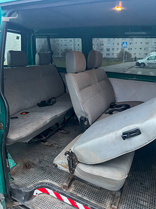 Продам Volkswagen T-4 (5 фото из 10)