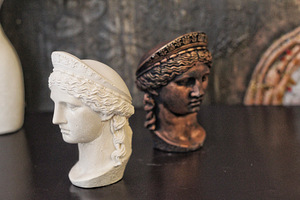 Статуэтка Геры. Скульптурный гипс. Свеча. (1 фото из 10)