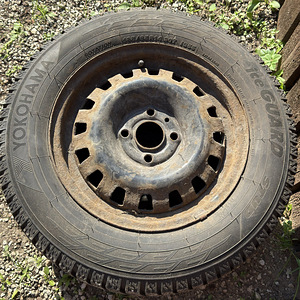 Зимние шины (х4) Yokohama IG55 185/65 R14 90T на дисках (4 фото из 7)