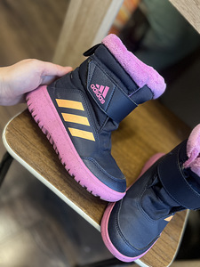 Adidas botased (1 foto / 3)