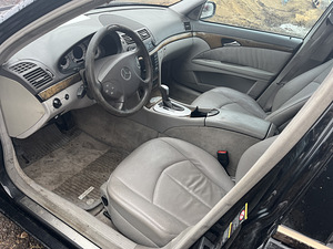Mercedes-Benz W211 varuosad,varuosad,varuosad (4 foto / 5)