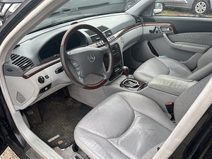 Mercedes-BENZ w220 3,2 bensin (3 foto / 5)
