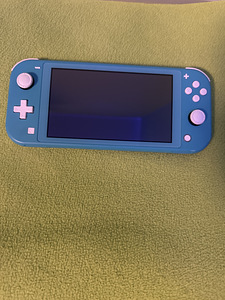 Продам Nintendo Switch Lite (2 фото из 2)