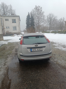 Ford focus 1.6 74kw (6 foto / 6)