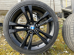 Диски BMW с шинами r18 (1 фото из 6)