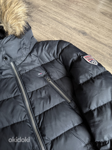 Tommy Hilfiger
