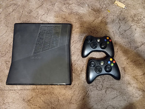 Hästi hoitud Xbox 360 19 mängu tingi kui oskad (4 foto / 7)