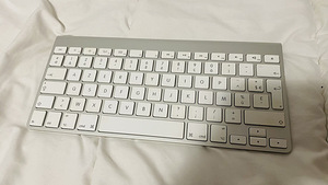 Magic Mouse Apple A1657 + clavier A1314 (1 foto / 7)