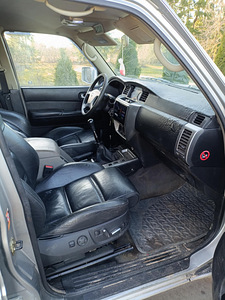 Nissan Patrol 3.2Cdi (5 foto / 6)