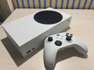 XBOX Series S 512 GB SSD (2 foto / 2)