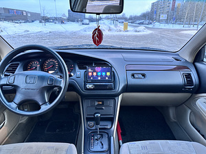 Honda Accord 1.8 100kW (4 foto / 6)