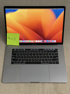 M/V: 2018 15.4" MacBook PRO i7 32GB RAM 512GB SSD (1 foto / 1)