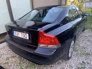 Volvo S60 2.4D 2003.a (5 foto / 6)