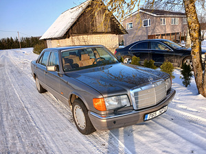 Mercedes-Benz W126 (8 foto / 9)
