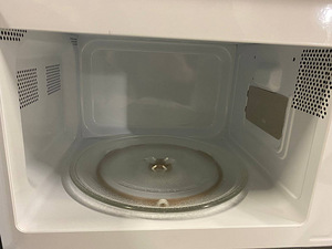 Сlatronic Microwave MW 791 white 700 watt (1889) (2 фото из 4)