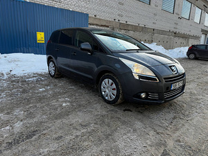 Peugeot 5008 1.6 80kW (1 foto / 3)