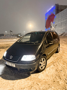 Аренда vw sharan, дизель (1 фото из 9)