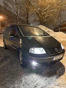 Аренда vw sharan, дизель (2 фото из 9)