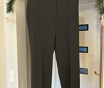Klassikalised naiste püksid. Suurus 48-50.