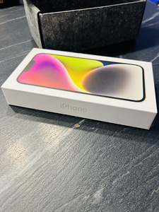 Uus iPhone 14 valge ( 128 GB ) (5 foto / 5)