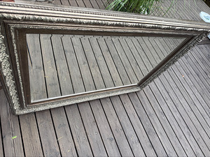 Peegel (2 foto / 5)