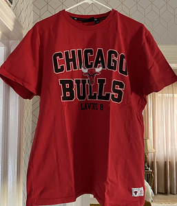 EXCLUSIVE NBA CHICAGO BULLS ZACH LAVINE (USA) MENS T-SHI (1 foto / 1)