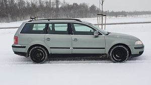 Volkswagen Passat 2004 1.9TDi 96kW 6 Manual (3 фото из 15)