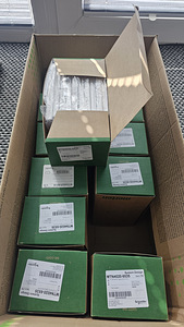 Schneider electric pistikupesad, lülitid, raamid jne. Uus!!! (7 foto / 10)