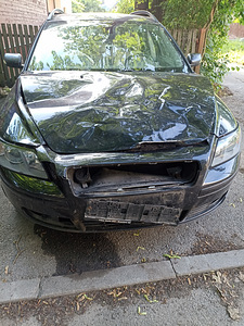 Vahetada Volvo V50. (1 foto / 5)