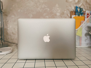 MacBook Air 13 128 gb mid 2013 (6 foto / 10)