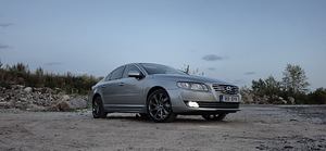VOLVO S80 AWD D5 (1 foto / 12)
