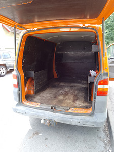 Авто в аренду (2 фото из 10)