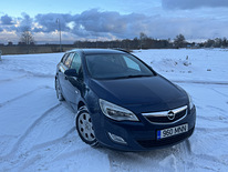 Opel Astra Sports Tourer 1,6 85 kW, 2011