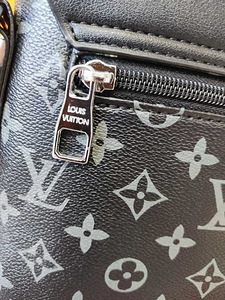 Meeste kott LOUIS VUITTON nahast, Prantsusmaa (5 foto / 8)
