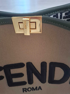 Fendi kott (seemisnahk) (4 foto / 7)