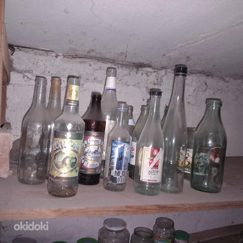 Продам Банки, бутылки, молочники и русский кувшин (фото #1)