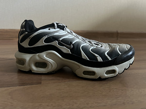 Nike tn air must-valged (7 foto / 7)