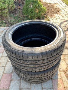 Hankook Ventus V12 evo2 245/40 R17 (3 foto / 3)