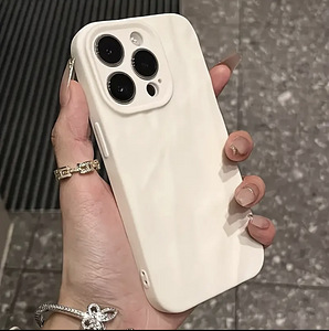 Ümbris telefoni IPhone 16Pro jaoks (1 foto / 1)