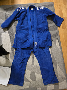 Kimono adidas (1 foto / 3)
