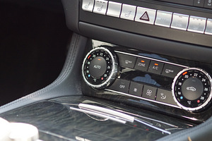 Mercedes-Benz CLS 350 4-Matic Shooting Brake AMG line (10 foto / 15)